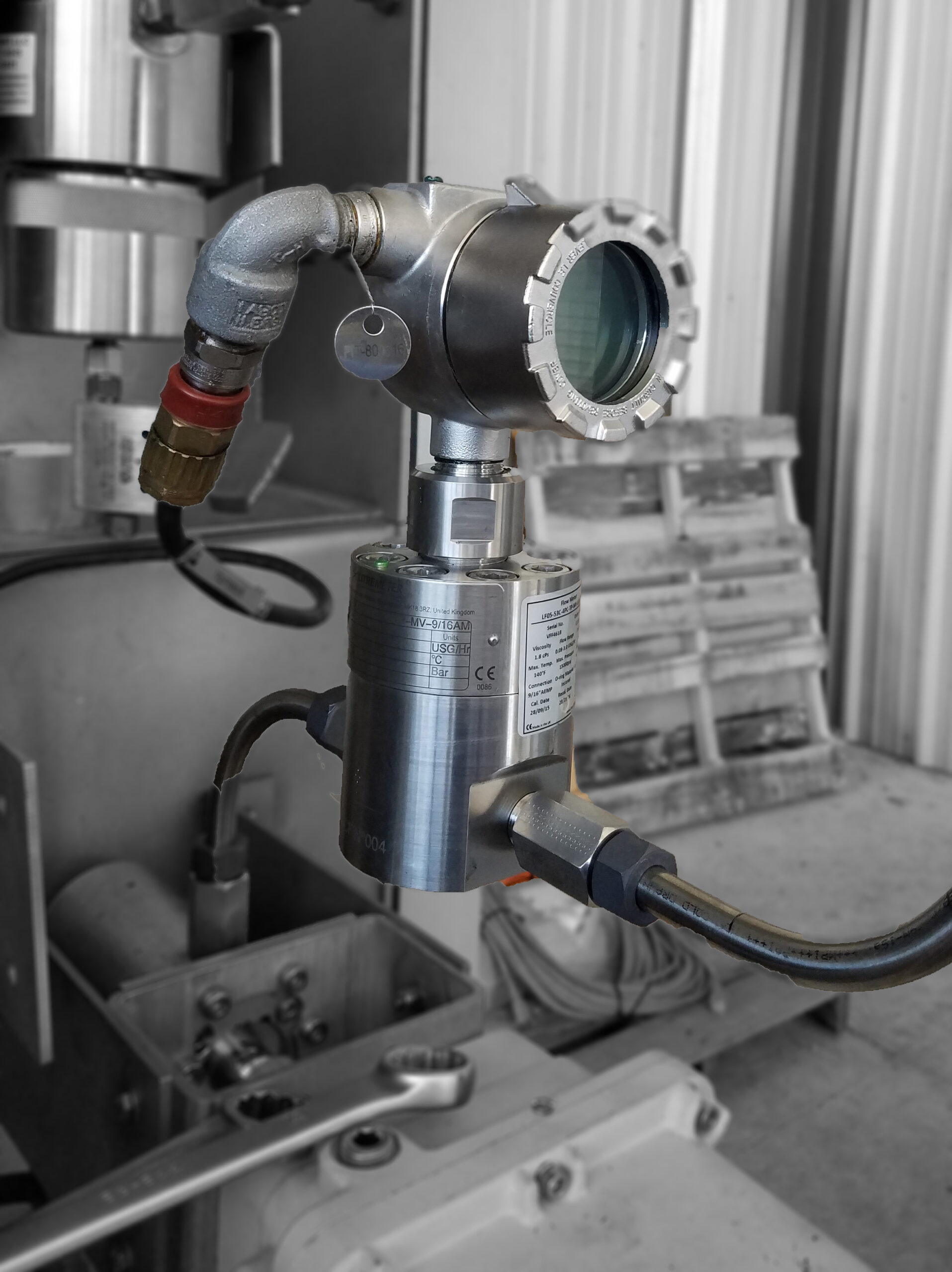 Installation image of a VFF flowmeter with FlowPod display, high pressure, low flow